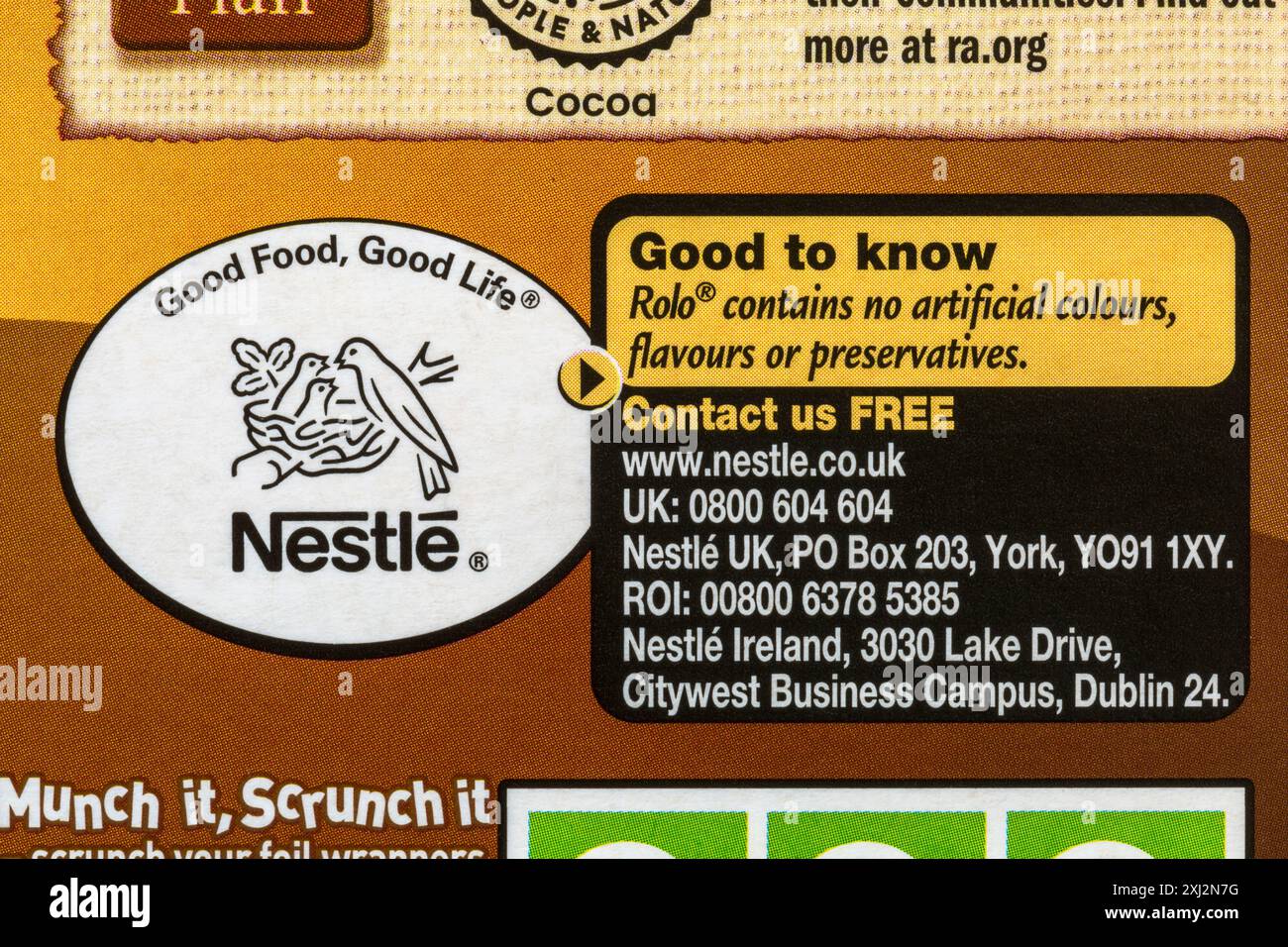 Gutes Essen, gutes Leben, gut zu wissen, Details auf der Schachtel Nestle Rolo Ostereier Stockfoto