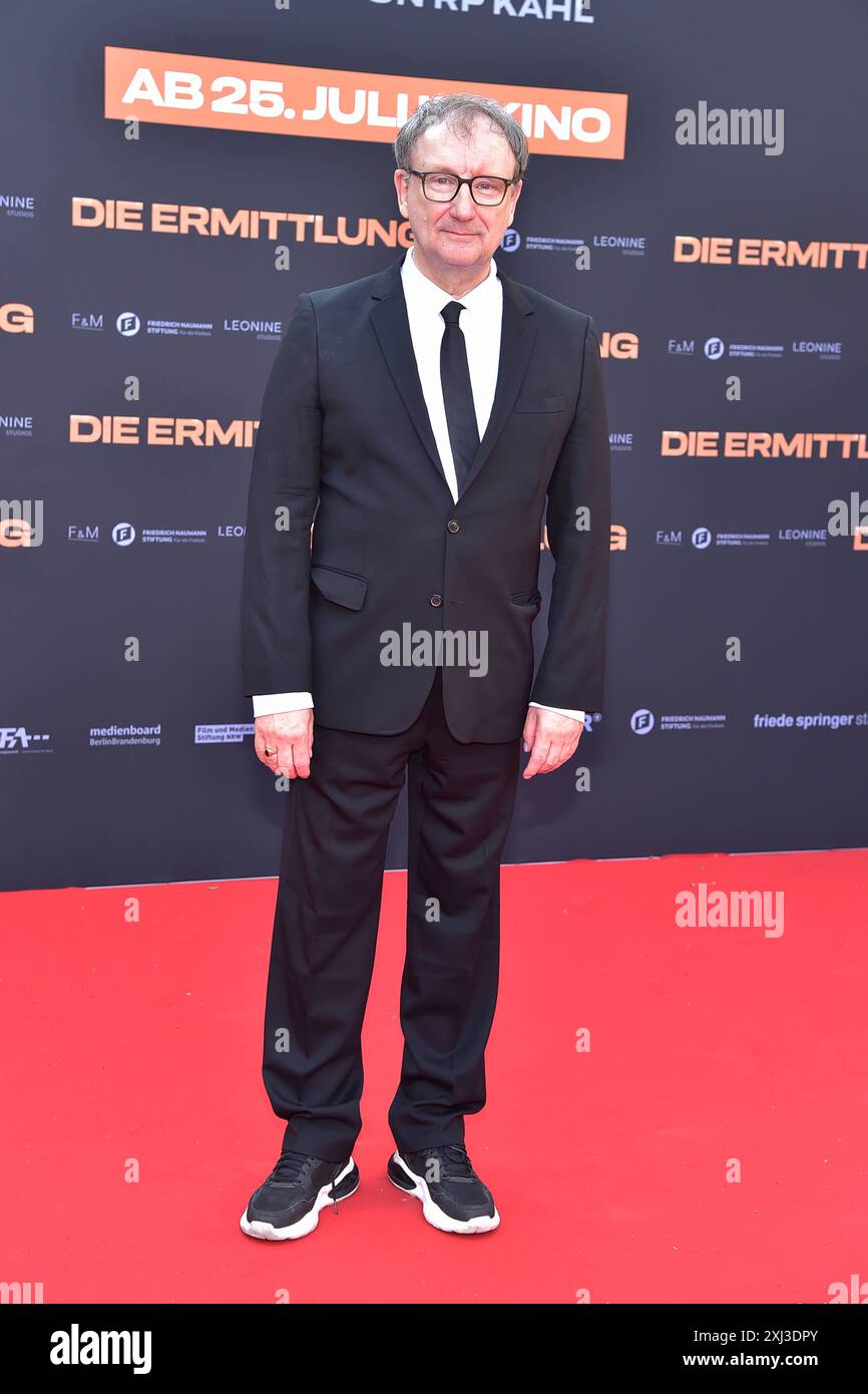 Premiere DIE ERMITTLUNG Rainer Bock Ankunft, Roter Teppich zur Premiere DIE ERMITTLUNG im Kino Zoo Palast in Berlin, am 16.07.2024 *** Premiere DIE ERMITTLUNG Rainer Bock Ankunft, roter Teppich, roter Teppich zur Premiere DIE ERMITTLUNG im Kino Zoo Palast in Berlin, am 16 07 2024 Photopress Mueller Stockfoto