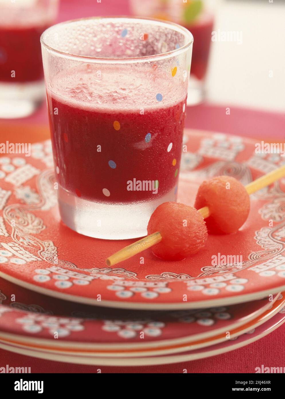 Wassermelone und rote Beete Saft Stockfoto