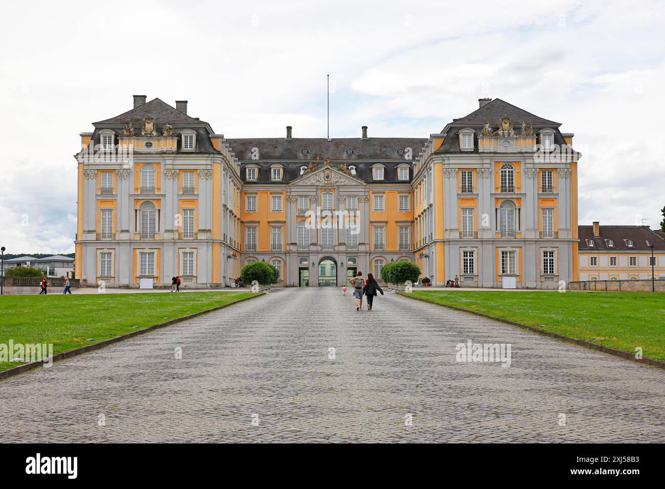 Schloss Augustusburg auch als Schloss Brüehl bekannt, Ostfassade, Brüehl, Nordrhein-Westfalen, Deutschland Stockfoto