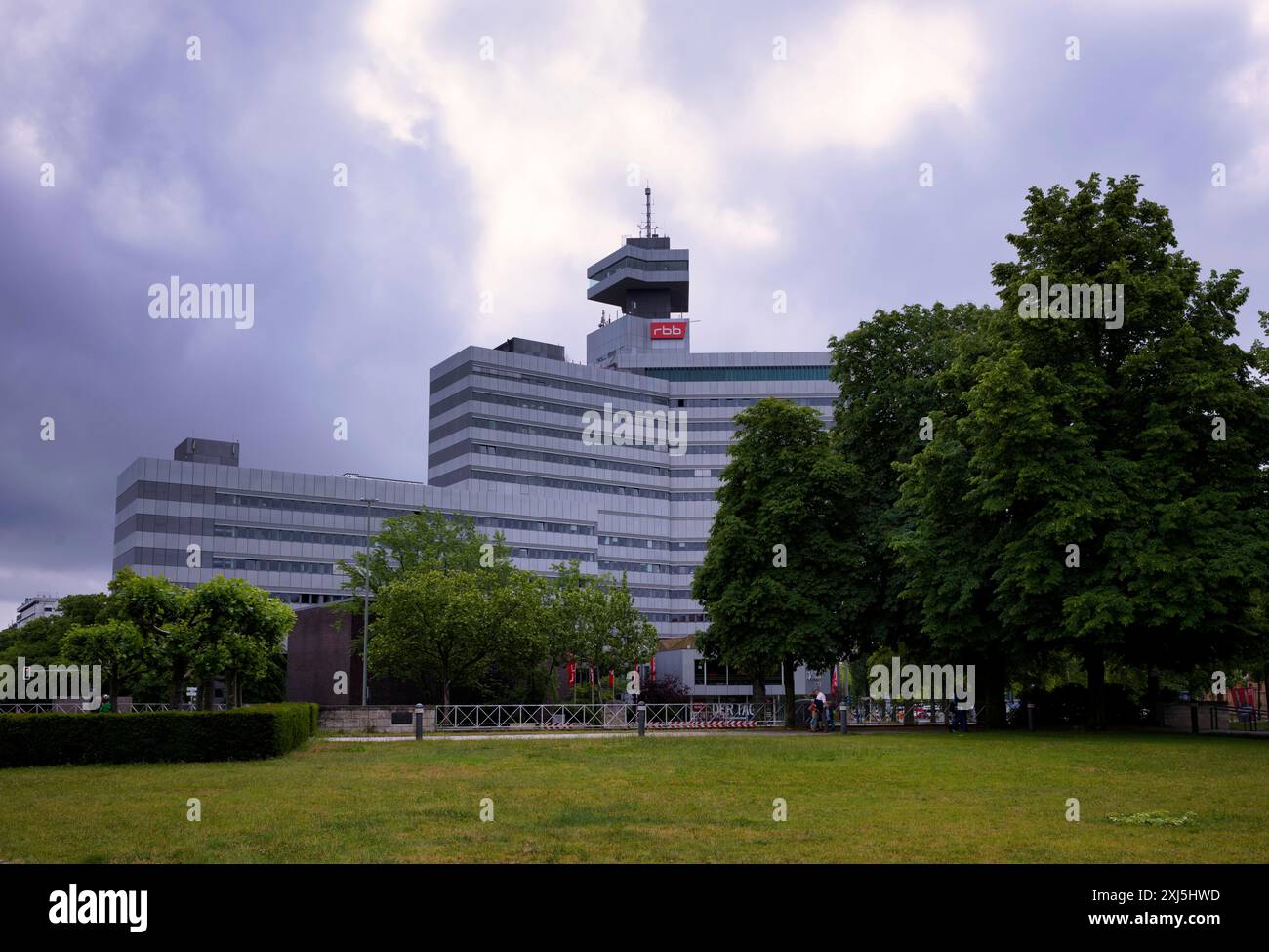 RBB-Hochhaus, Rundfunk Berlin Brandenburg, Logo, Westend, Charlottenburg, Berlin, Deutschland Stockfoto