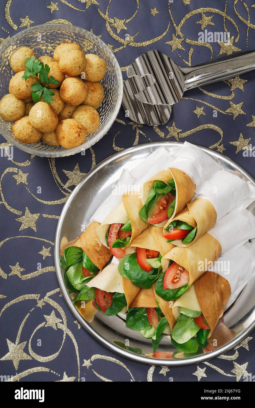 Falafels und Gemüsewickel Stockfoto