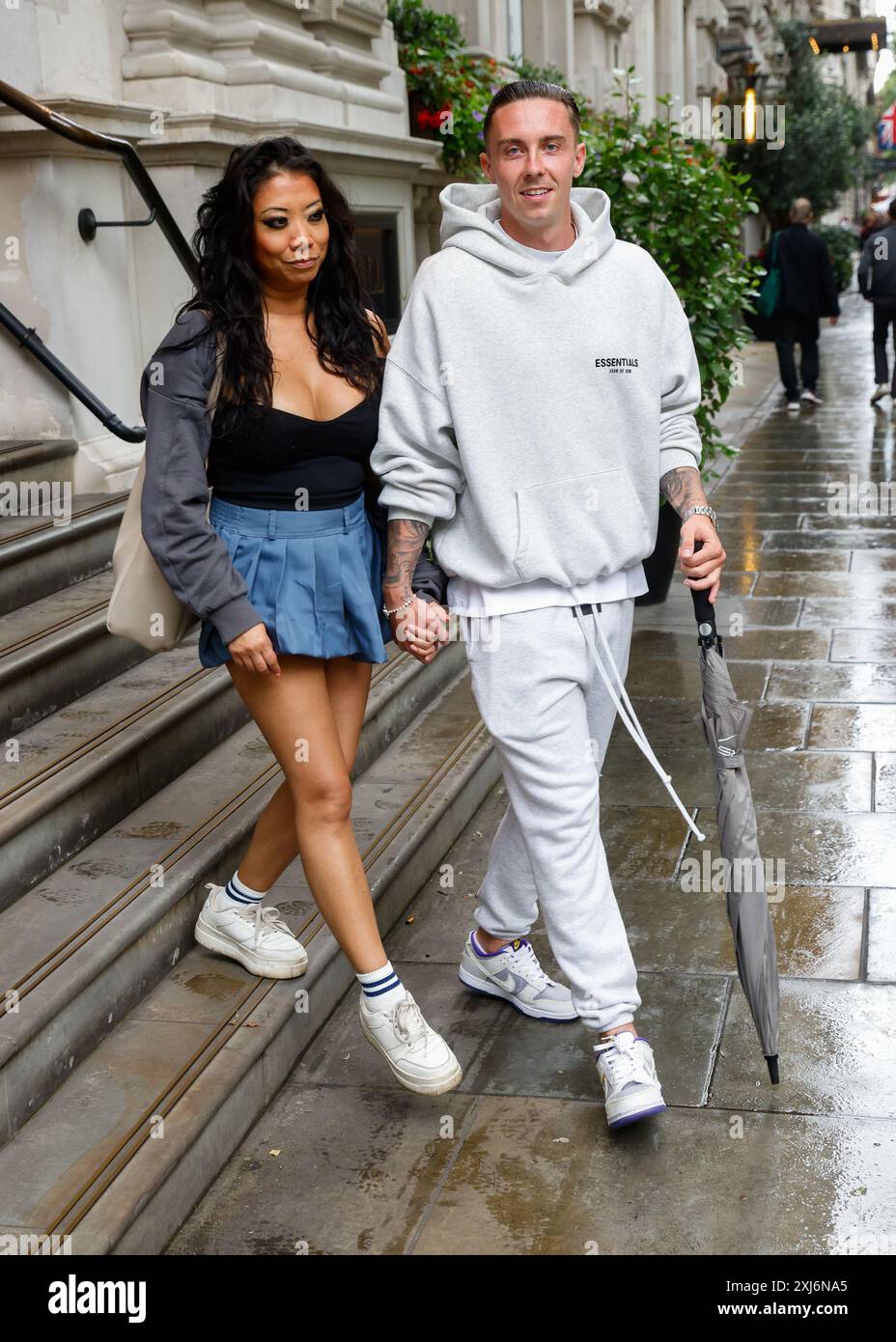 London, Großbritannien. Juli 2024. Chrissie Wunna und Cameron Coxe werden in London gesehen. (Foto: Mario Mitsis/SOPA Images/SIPA USA) Credit: SIPA USA/Alamy Live News Stockfoto