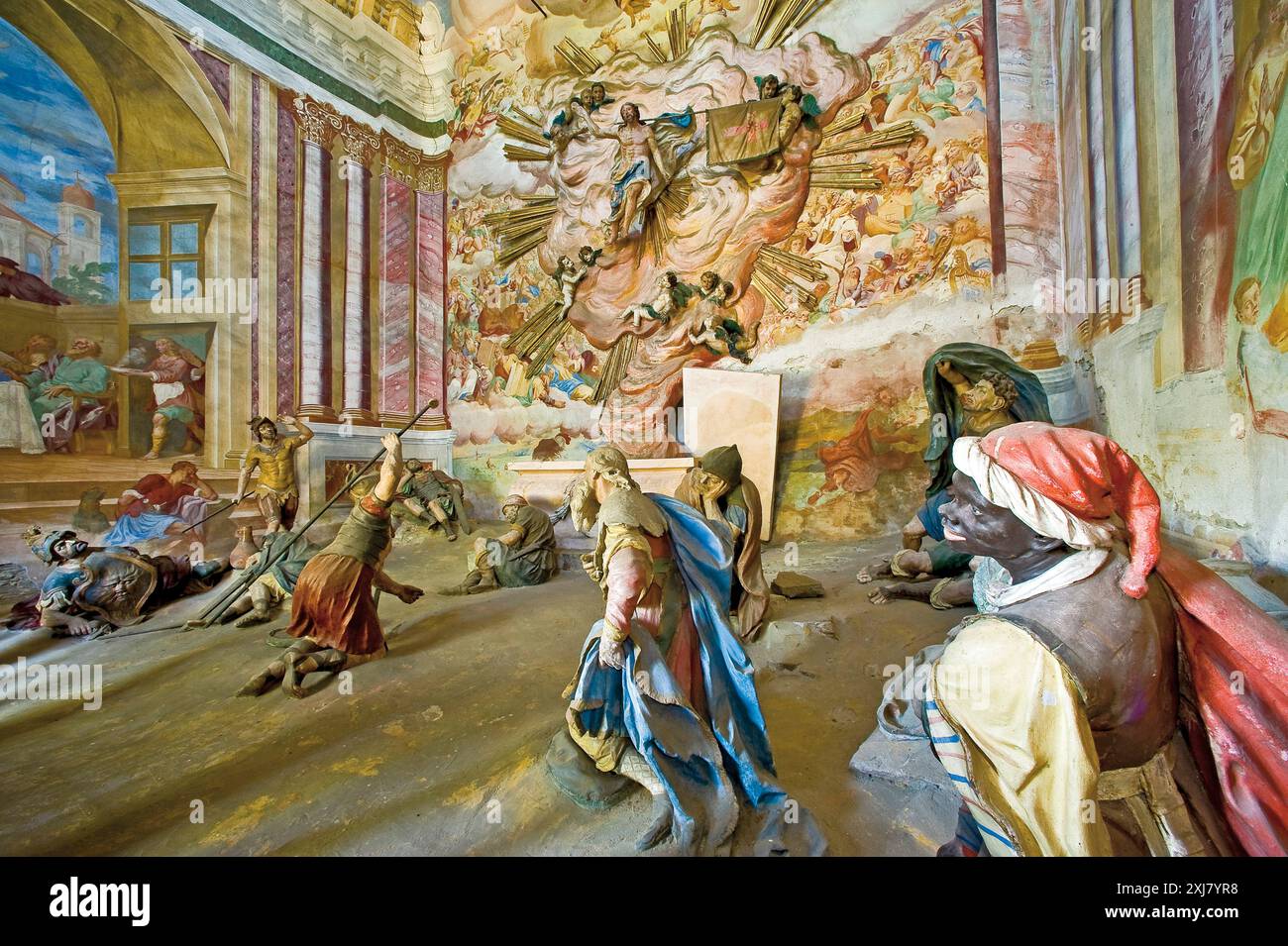 Piemont Domoossola Heiliger Berg die Auferstehungsskulpturen von Giuseppe Rusnati Bildwerke von Giovanni Sampietro Stockfoto