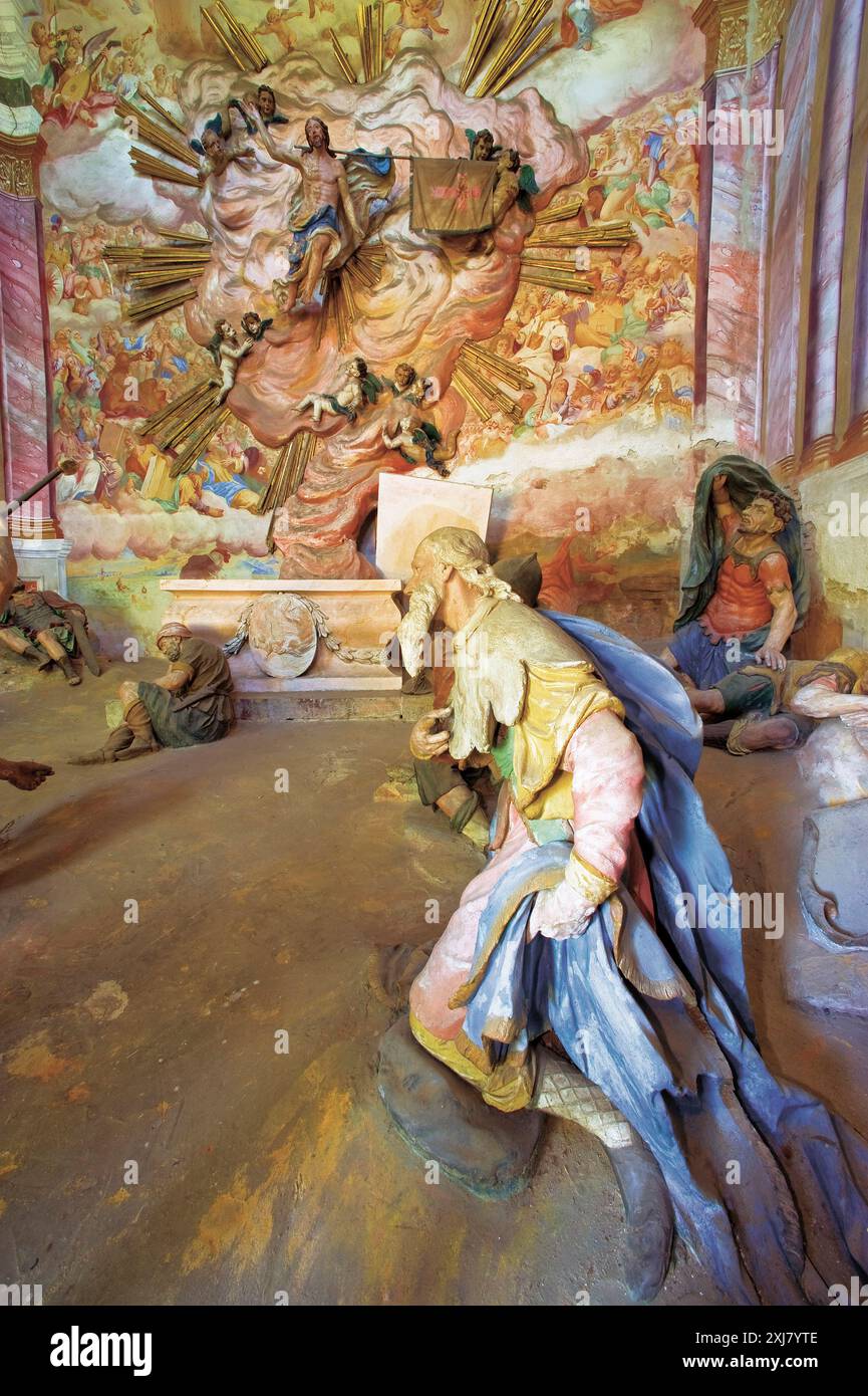 Italien Piemont Domodossola Heiliger Berg die Auferstehungsskulpturen von Giuseppe Rusnati Bildwerke von Giovanni Sampietro Stockfoto