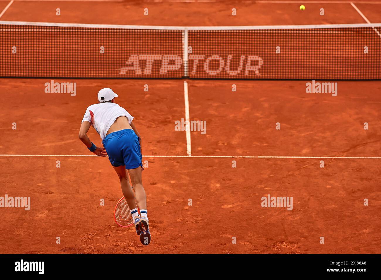 Hamburg, Hamburg, Deutschland. Juli 2024. Matteo Arnaldi (ITA) dienen während der HAMBURGER OPEN - ATP500, Herren Tennis (Credit Image: © Mathias Schulz/ZUMA Press Wire) NUR REDAKTIONELLE VERWENDUNG! Nicht für kommerzielle ZWECKE! Stockfoto