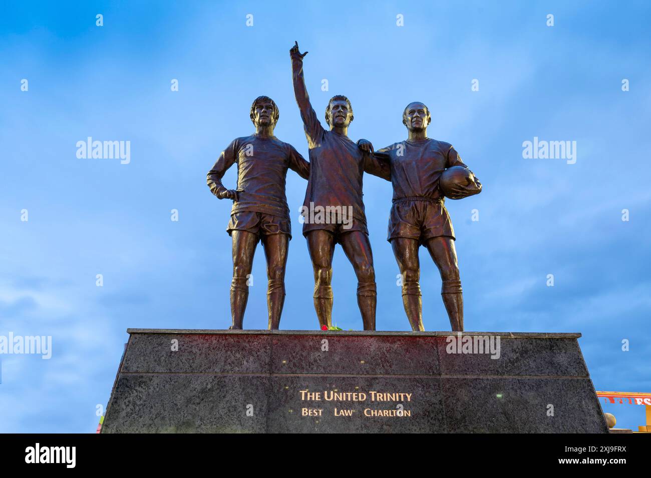 The United Trinity, George Best, Denis Law, Bobby Charlton, Old Trafford, Statue, Manchester United, Greater Manchester, England, Vereinigtes Königreich, Euro Stockfoto