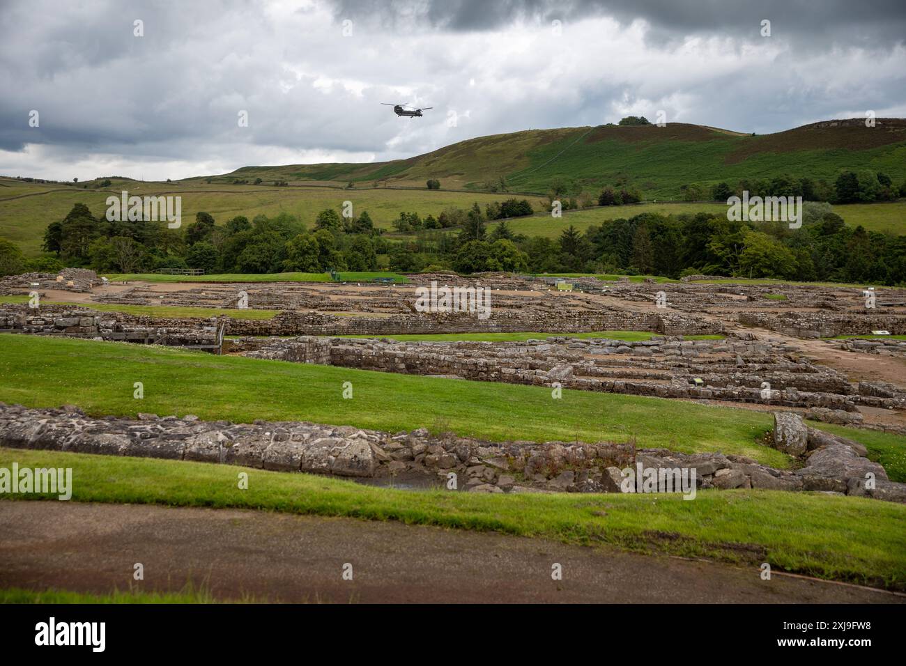 Die Ruinen von Vindolanda, einem römischen Hilfsfort (Castrum) südlich der Hadrian's Wall in Nordengland, das es früher datiert hat Stockfoto