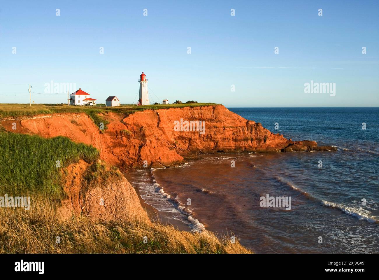 Leuchtturm von l Anse-a-la-Cabane, Havre-Aubert-Insel, Magdalen-Inseln, Golf von Saint Lawrence, Provinz Québec, Kanada, Nordamerika Copyright: GOU Stockfoto