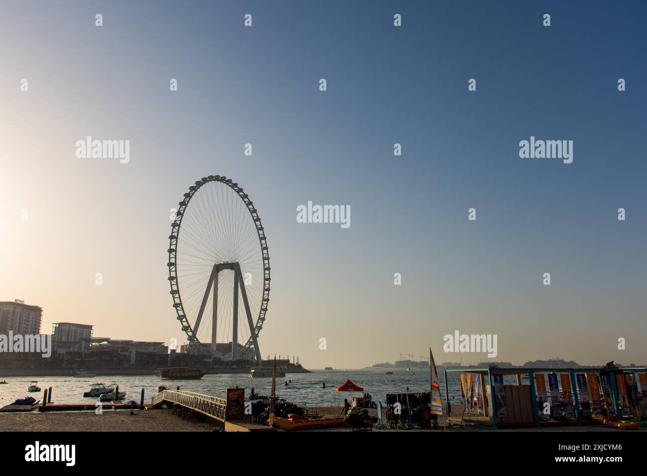 Ain Dubai bei Sonnenuntergang, VAE. Stockfoto
