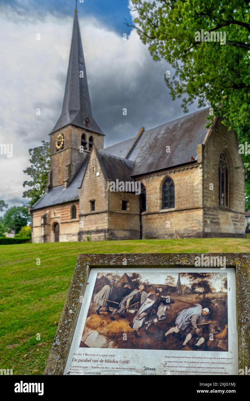 1250 St. Anna's Church / Sint-Annakerk, dargestellt in dem Gemälde der Blinde führt den Blinden von Pieter Breughel dem Älteren in Sint-Anna-Pede, Belgien Stockfoto