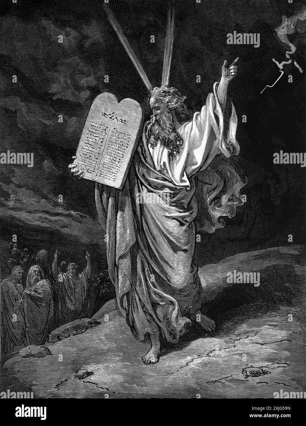 Holzgravierung von Moses, der vom Berg Sinai herabkommt, mit den Steintafeln des Gesetzes Exodus 32:15 von Gustave Dore aus dem antiken Heiligtum des 19. Jahrhunderts Stockfoto