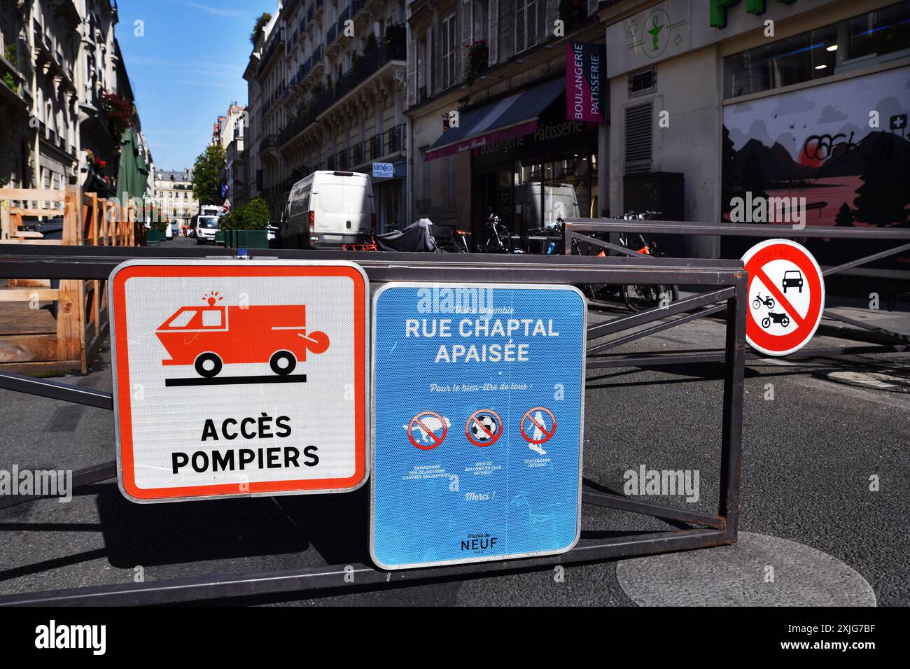 Eingeschränkter Straßenzugang - Rue Chaptal - Paris, Frankreich Stockfoto