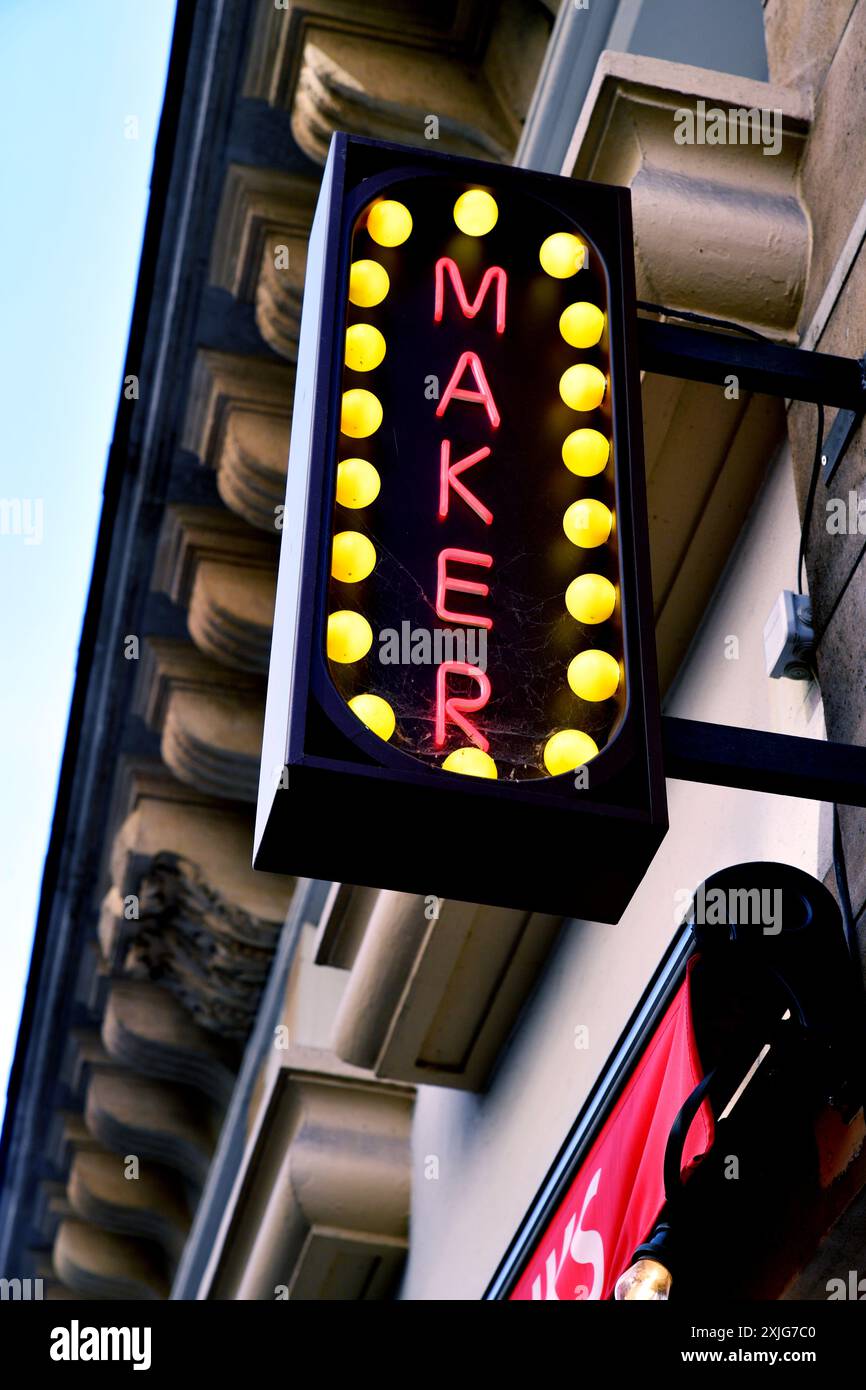 Mker-Schild auf einem Food Restaurant - Paris - Frankreich Stockfoto