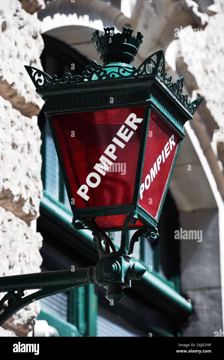 Feuerwehrleute Höhlenschild in Paris - Les Halles - Frankreich Stockfoto