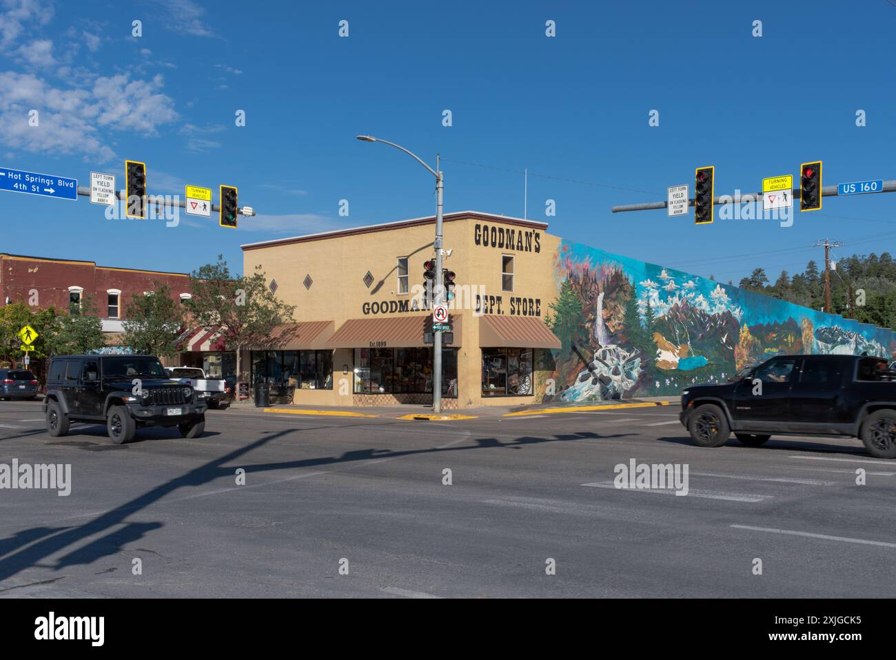 Goodman's Department Store am U.S. Highway 160, ein Familienunternehmen in der kleinen Stadt Pagosa Springs, Archuleta County, Colorado. Stockfoto