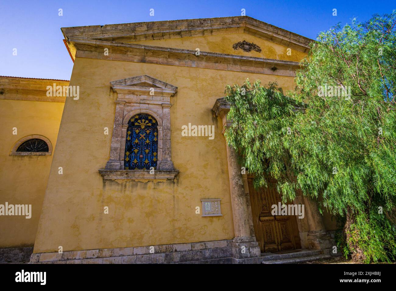 Zakynthos, Griechenland - 6. Juni 2024: Die historische alte Kirche Saint Marina, die den Engländern als Margarete die Jungfrau-Märtyrerin bekannt ist, im Dorf Fagia Stockfoto