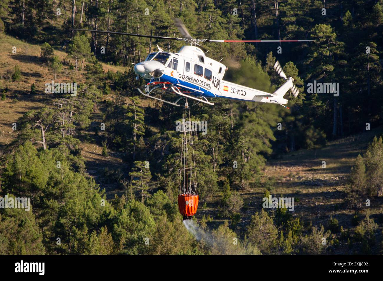 Bell 412 Löschhubschrauber der spanischen Regierung Stockfoto