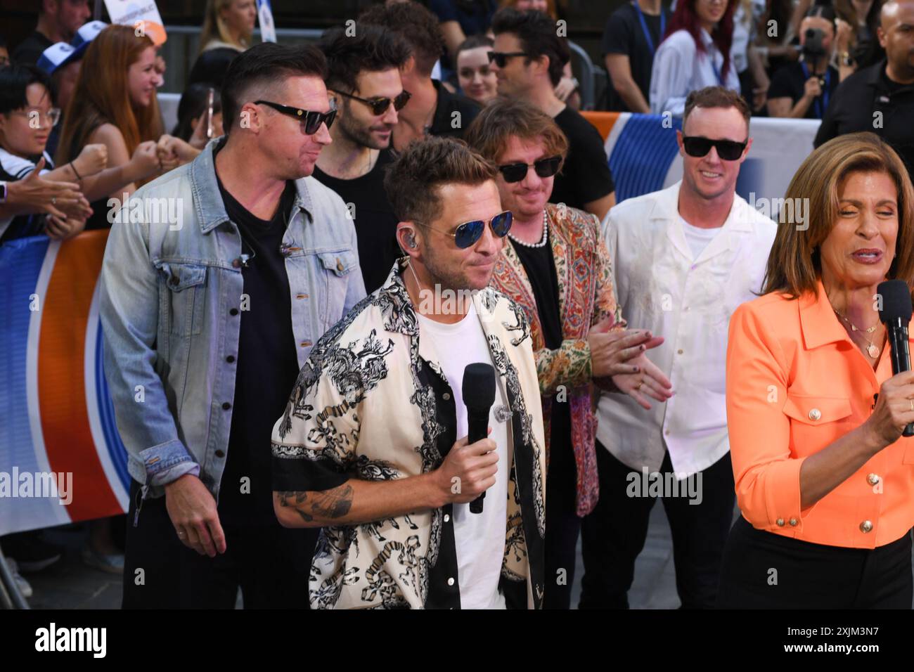New York, USA. Juli 2024. Brent Kutzle, Eddie Fisher, Ryan Tedder, Zach Filkins und Brian Willett von OneRepublic treten am 19. Juli 2024 auf. (Foto: Efren Landaos/SIPA USA) Credit: SIPA USA/Alamy Live News Stockfoto
