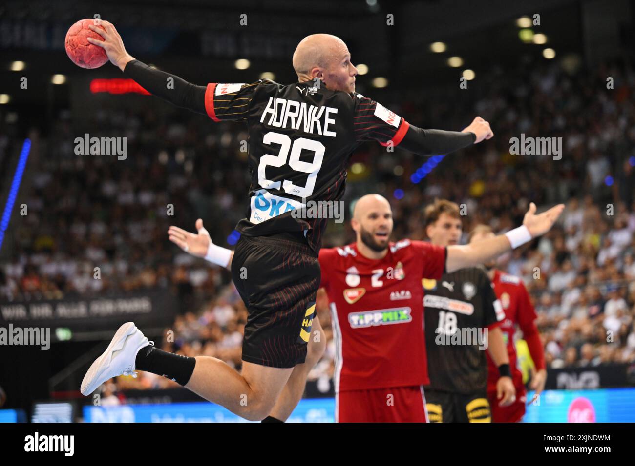 Stuttgart, Deutschland. Juli 2024. Handball: Internationales Spiel, Männer. Deutschland - Ungarn in der Porsche Arena. Der deutsche Tim Hornke in Aktion. Quelle: Marijan Murat/dpa/Alamy Live News Stockfoto