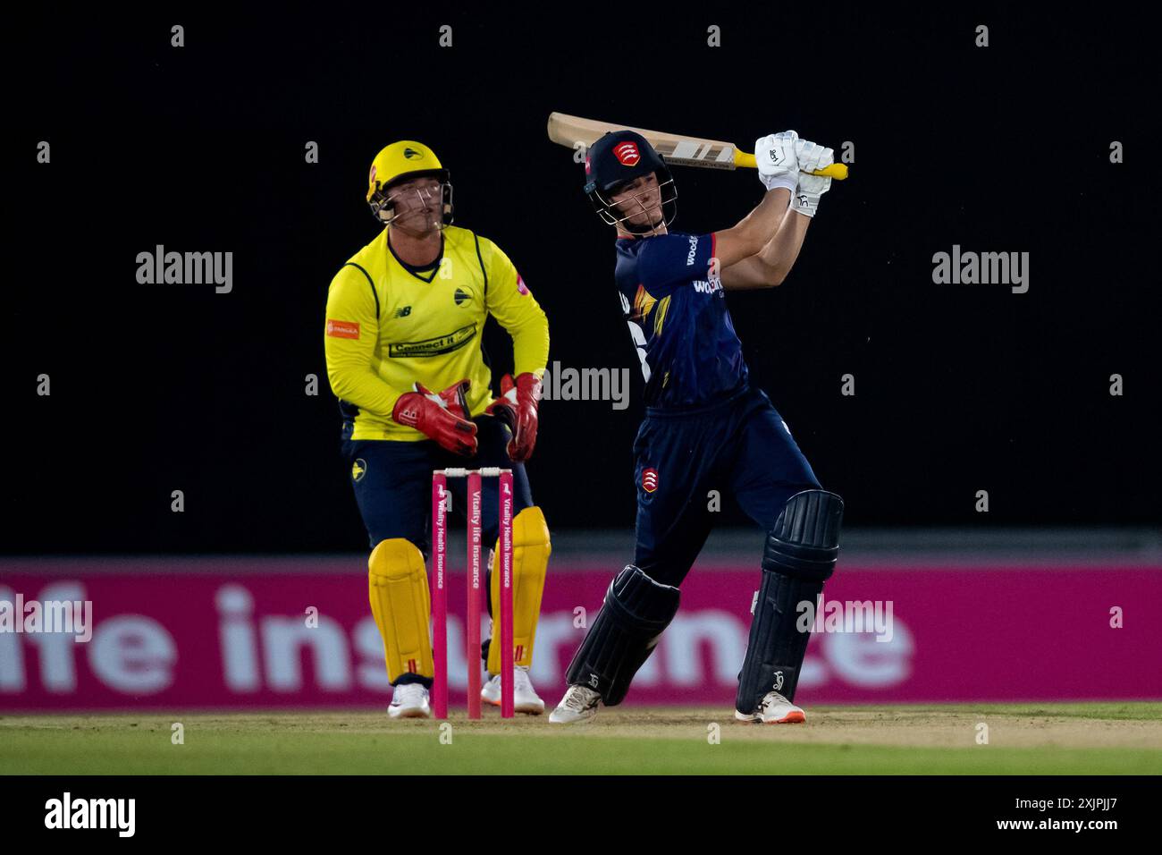 Southampton, Großbritannien. 19. Juli 2024. Charlie Allison von Essex, der während des Vitality Blast Matches zwischen Hampshire Hawks und Essex im Utilita Bowl spielte. Quelle: Dave Vokes/Alamy Live News Stockfoto