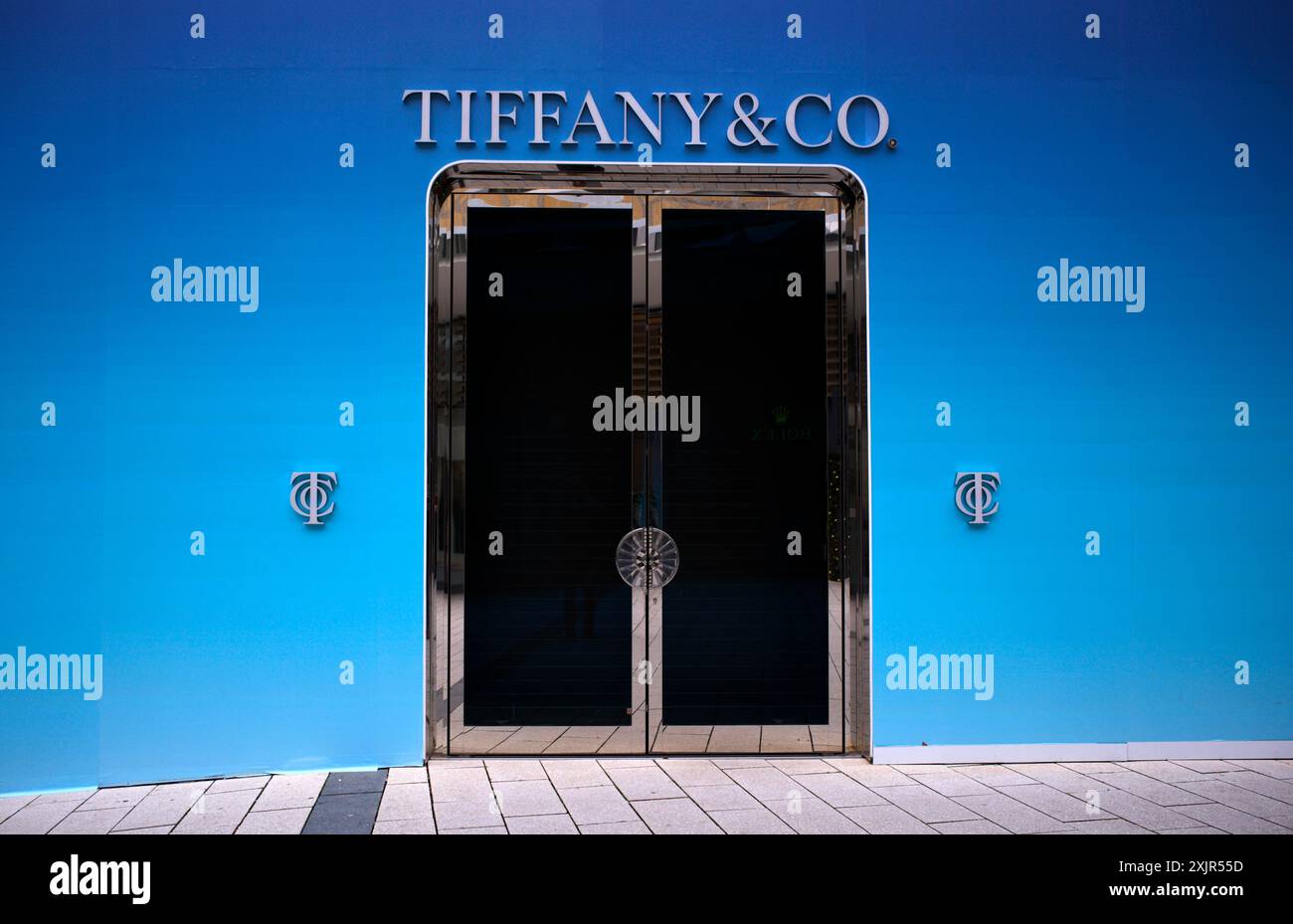 Tiffany & Co Brand Store, Logo, Retail Store, Dorotheen Quartier, DOQU, Einkaufszentrum, Blue Hour, Stuttgart, Baden-Württemberg, Deutschland Stockfoto