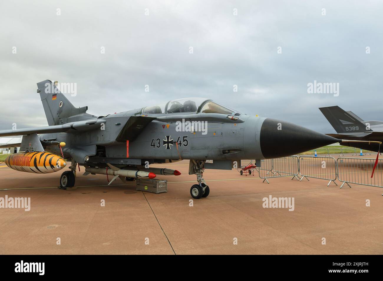 Deutsche Luftwaffe Panavia Tornado während der Royal International Air Tattoo am Samstag, den 20. Juli 2024, bei der RAF Fairford, Gloucestershire, England. (Foto: Jon Hobley | MI News) Credit: MI News & Sport /Alamy Live News Stockfoto