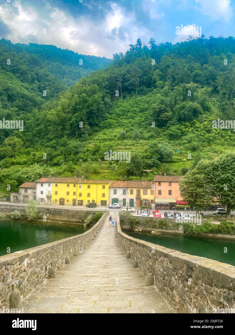 Toskana, Italien, Appenninen, Berge, dramatischer Himmel, Sommer, ländlich, Ponte del Diavolo, Il ponte del Diavolo e di Matilda di Canossa Stockfoto