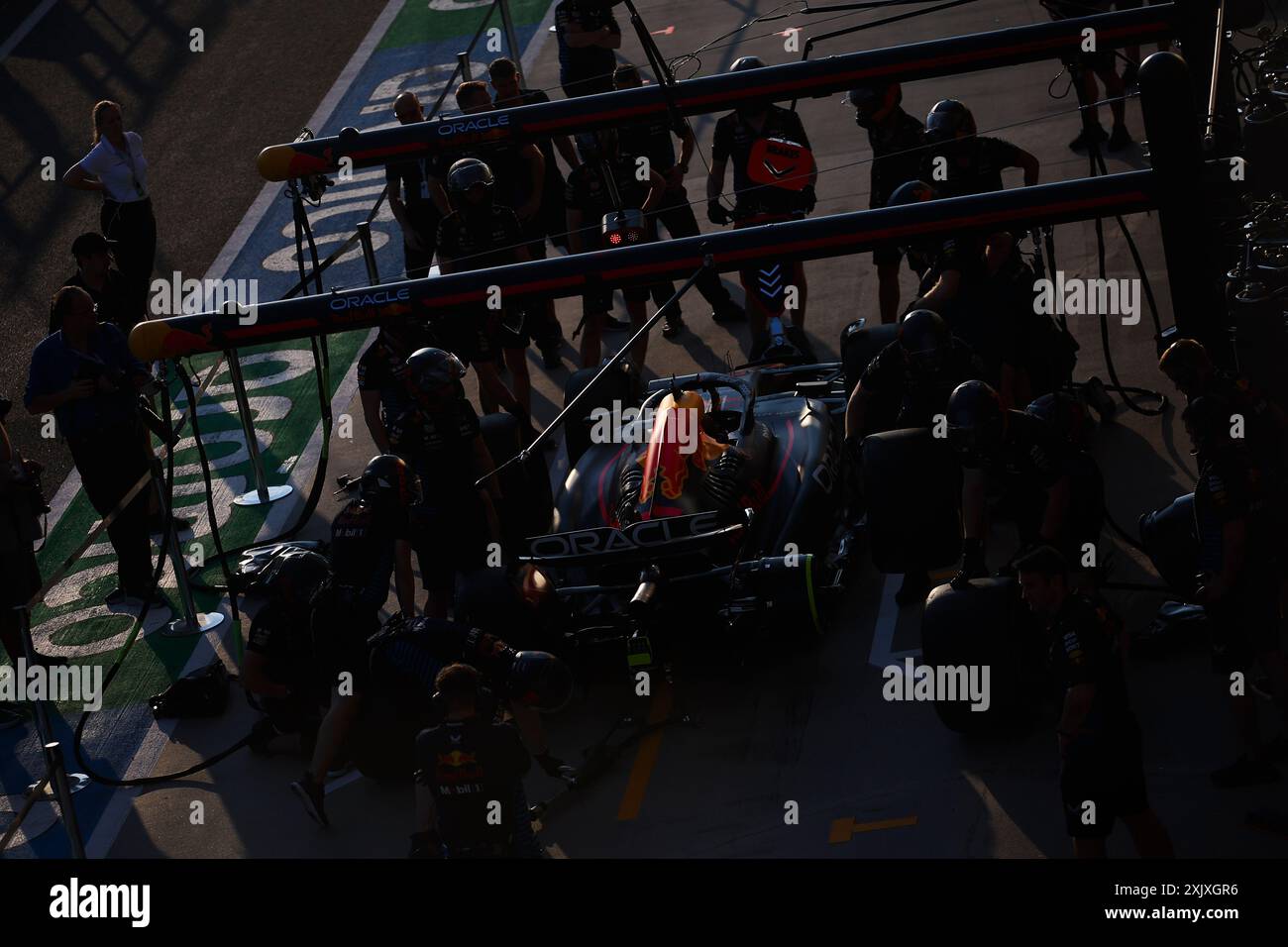Budapest, Ungarn. Juli 2024. Red Bull Racing Boxenstopps während des Formel 1 Grand Prix 2024 von Ungarn, 13. Runde der Formel 1 Weltmeisterschaft 2024 vom 19. Bis 21. Juli 2024 auf dem Hungaroring in Mogyorod, Ungarn - Foto Eric Alonso/DPPI Credit: DPPI Media/Alamy Live News Stockfoto