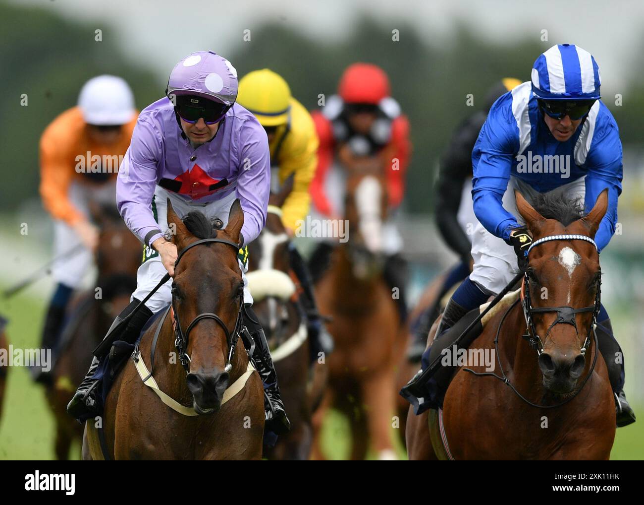 Newbury, Großbritannien. Mai 2024. Temporize, geritten von Connor Beasley, gewinnt 2,25 das Mettal UK Handicap auf der Newbury Racecourse. Quelle: Paul Blake/Alamy Live News. Stockfoto