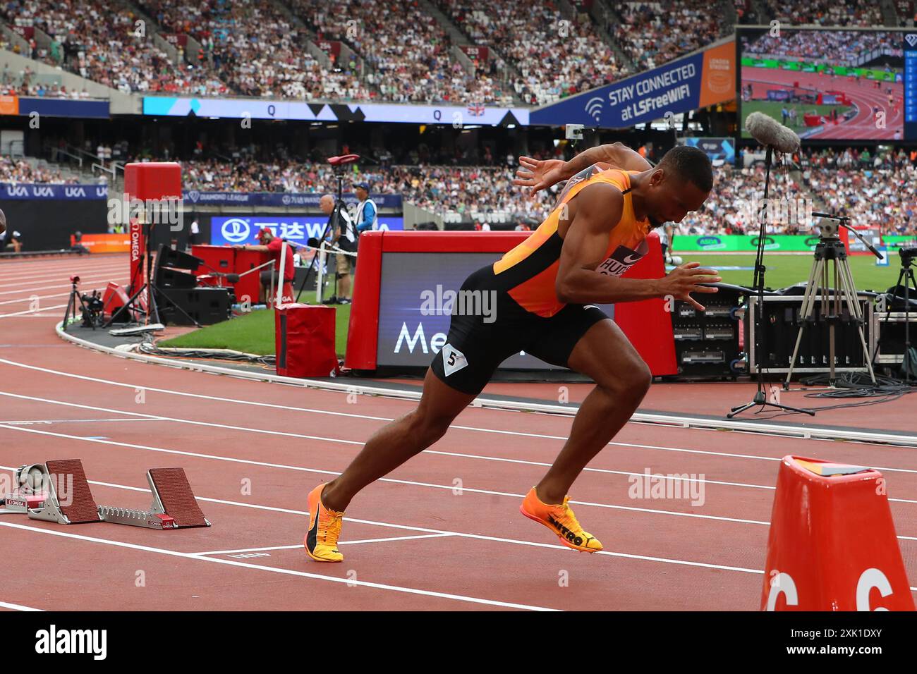 London Stadium, London, Großbritannien. Juli 2024. 2024 London Diamond League Athletics; Matthew Hudson-Smith während der Männer 400m, die er mit einer World Leading, European Record and Meeting Rekordzeit von 43,74 Sekunden gewann. Beschreibung: Action Plus Sports/Alamy Live News Stockfoto