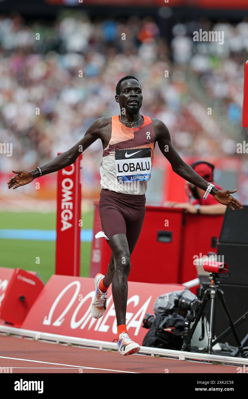 London, Großbritannien. Juli 2024. Dominic Lokinyomo LOBALU (Schweiz) gewann 2024 das 3000-m-Finale der Männer, IAAF Diamond League, London Stadium, Queen Elizabeth Olympic Park, Stratford, London, Großbritannien. Quelle: Simon Balson/Alamy Live News Stockfoto