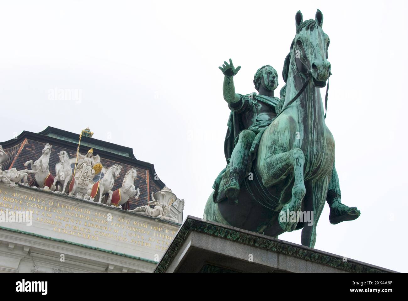 Palais Pallavicini Skulptur Details - erbaut 1784 in Wien, Österreich Stockfoto