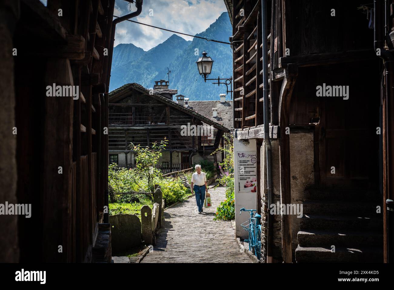 Historische Walser Häuser, Alagna Valsesia, Piemont Italien Stockfoto