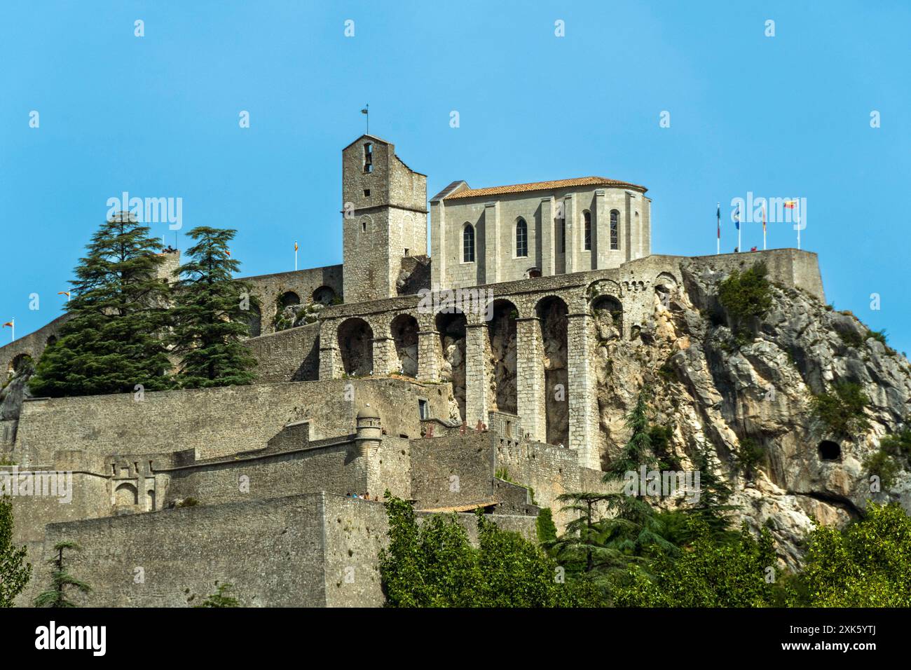 Alpes-de-Haute-Provence (04) Sisteron. Le donjon et la Chapelle-Notre-Dame de la Citadelle // Frankreich. Provence-Alpes-Côte d'Azur. Alpes-de-Haute-Prove Stockfoto