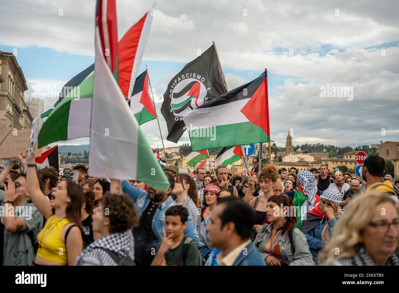 Florenz, Italien - 2. Juni 2024: Pro-palästinensische Kundgebung in der Innenstadt. Stockfoto