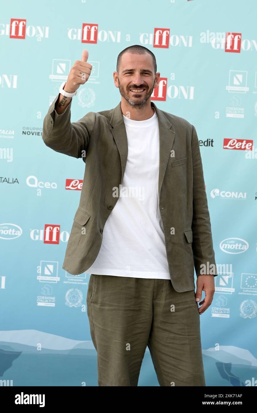 Giffoni Valle Piana, Italien. Juli 2024. Giffoni Valle Piana, Italien - 21. Juli 2024: Der ehemalige Fußballspieler Leonardo Bonucci nimmt am 54. Giffoni Film Festival 2024 am 21. Juli 2024 in Giffoni Valle Piana, Italien, Teil. Quelle: Nicola Ianuale/Alamy Live News Stockfoto