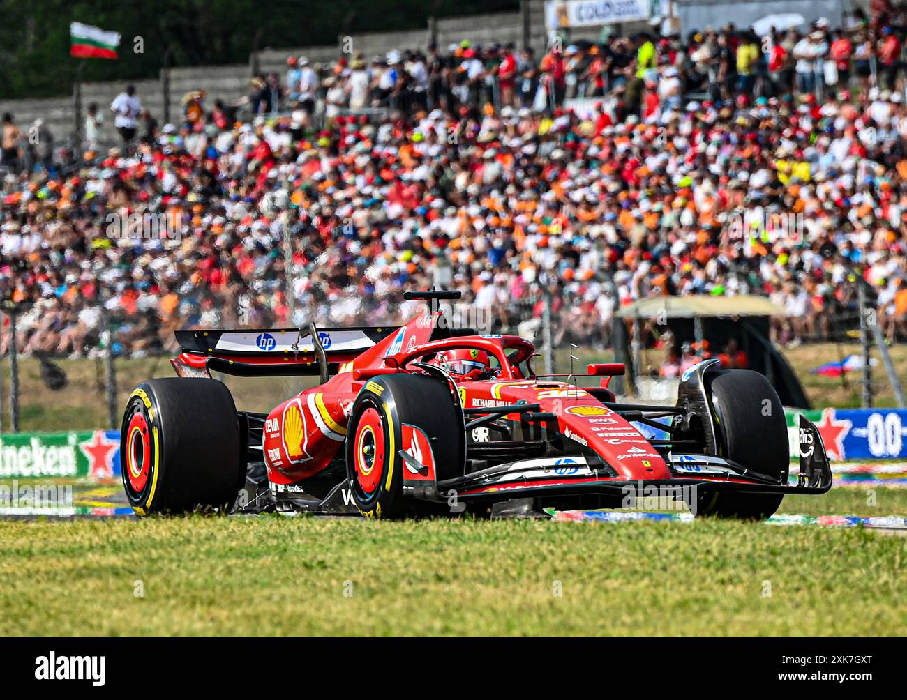 Charles Leclerc (MON) - Scuderia Ferrari - Ferrari SF-24 - Ferrari während des Renntages am Sonntag, den 21. Juli, des Formel-1-Großen Preises von Ungarn 2024, der vom 19. juli bis 21. juli 2024 auf der Hungaroring-Strecke in Mogyorod, Budapest, Ungarn stattfinden soll Stockfoto