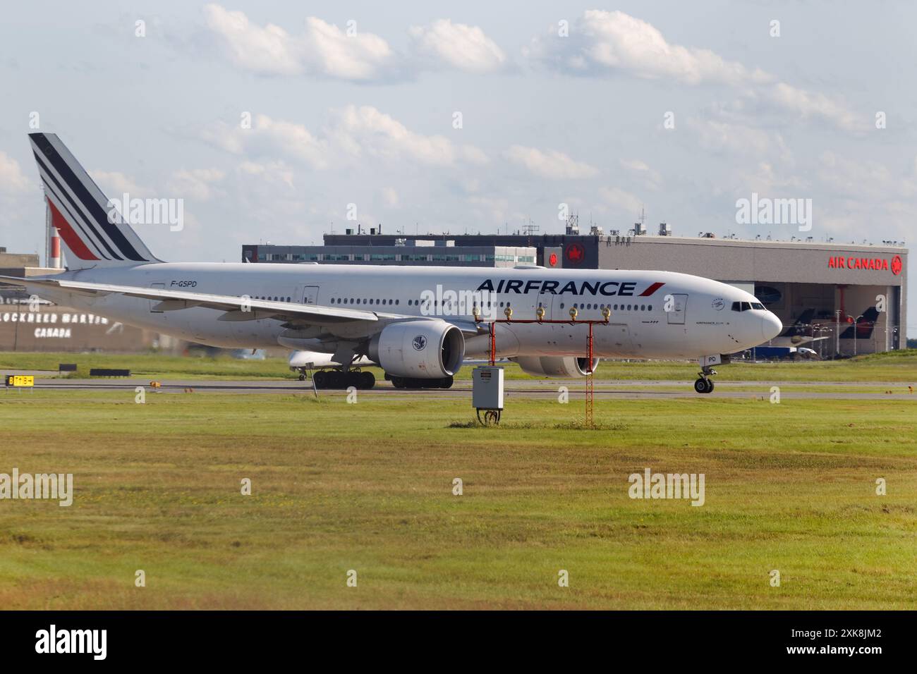 Air France, Boeing 777 am Montréal-Pierre Elliott Trudeau International Airport, Dorval, Quebec, Kanada Stockfoto