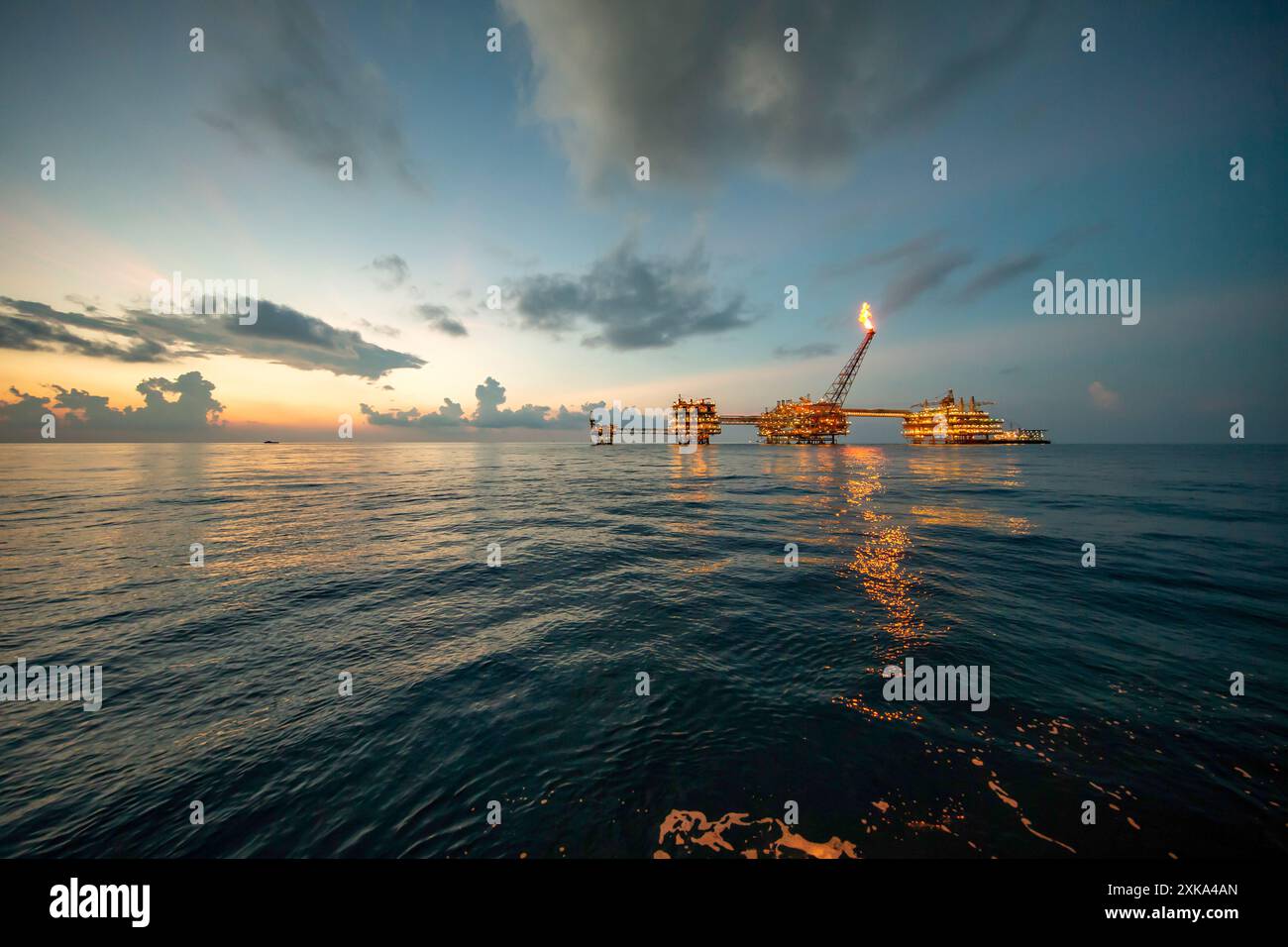 Ölförderung vor dem Golf von Mexiko Stockfoto