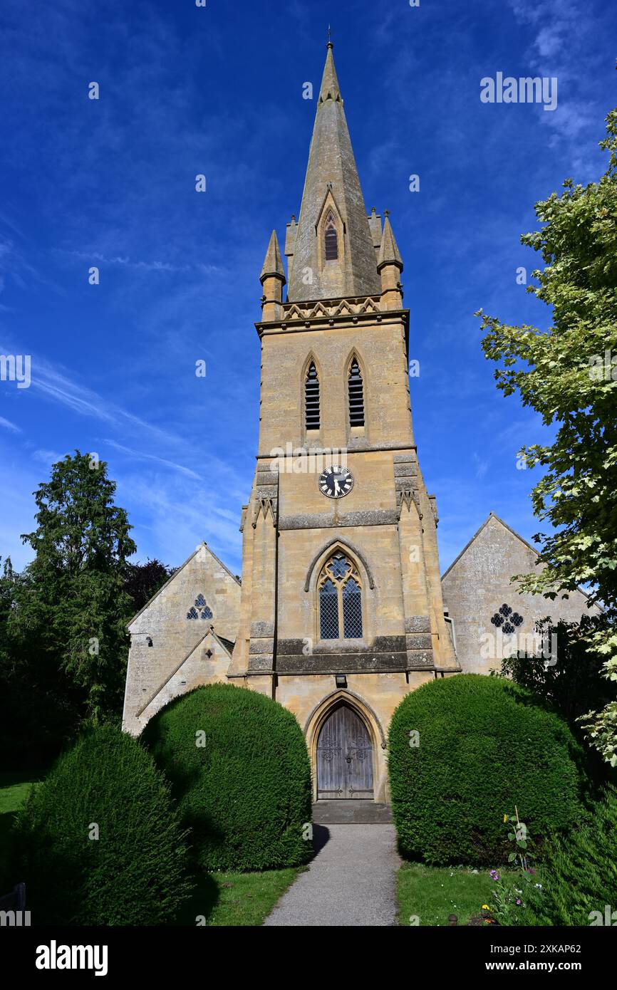 St Davids Church, Moreton in Marsh, Cotswolds, im Sommer, Sonnenschein Stockfoto