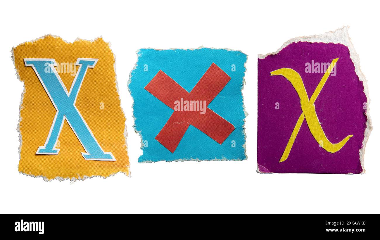 X-Alphabet aus einem Zeitschriftenpapier auf weißem Hintergrund mit Beschneidungspfad. Buchstaben im Stil von Lösegeldscheinen. Stockfoto
