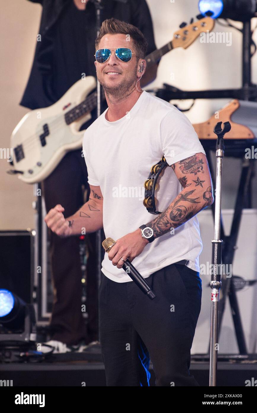 Ryan Tedder, OneRepublic auf der Bühne für die NBC Today Show Concert Series mit OneRepublic, Rockefeller Plaza, New York, NY, 19. Juli, 2024. Foto: Simon Lindenblatt/Everett Collection Stockfoto