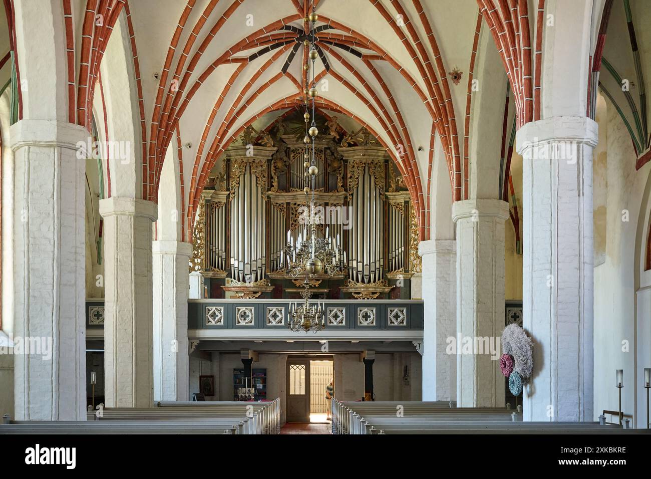 Innenaufnahme mit Orgel der Marienkirche Angermuende, Uckermark, Brandenburg, Deutschland, Europa Stockfoto