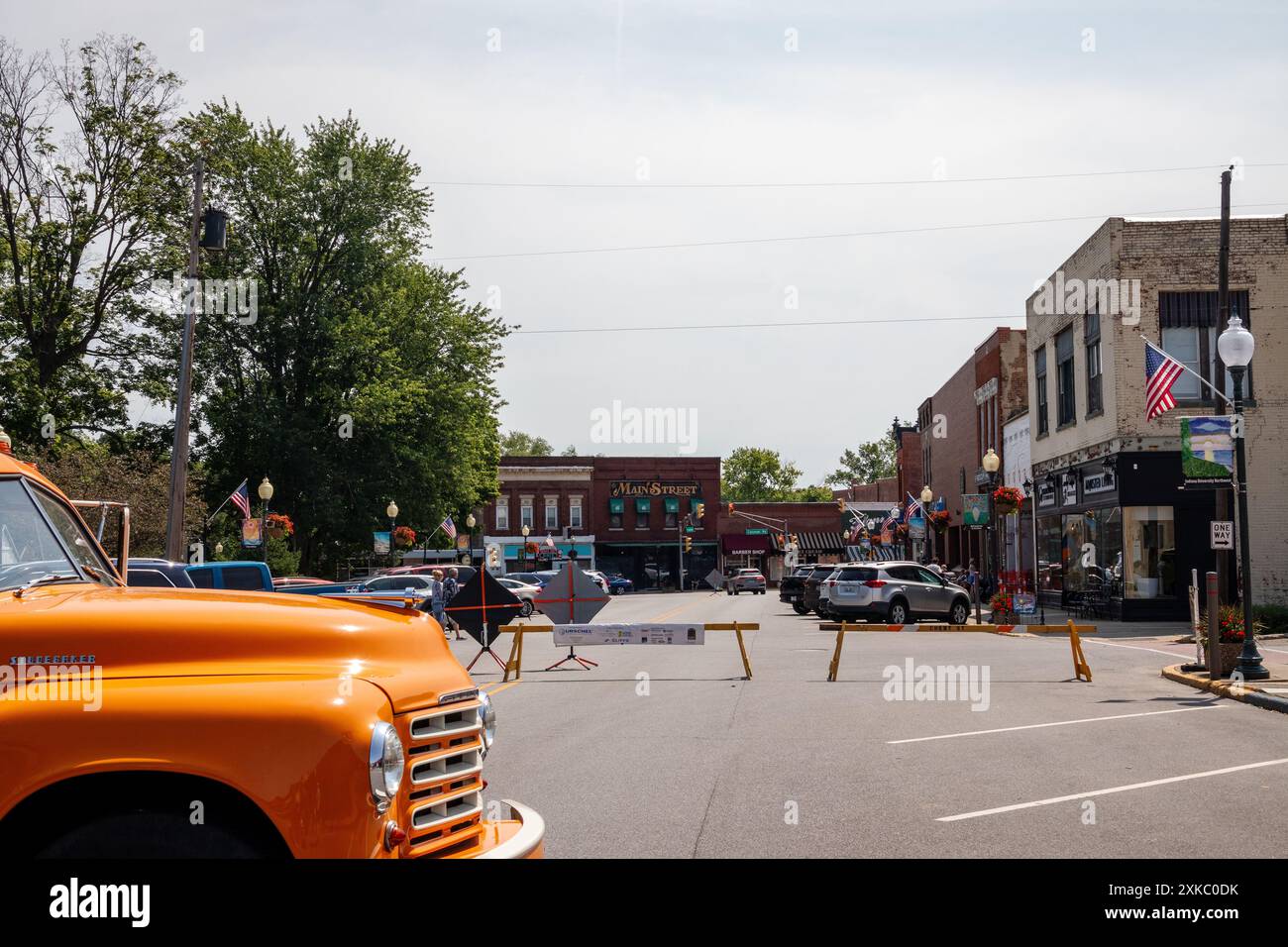 Downtown Chesterton Indiana mit einer Straße für den Bauernmarkt gesperrt Stockfoto