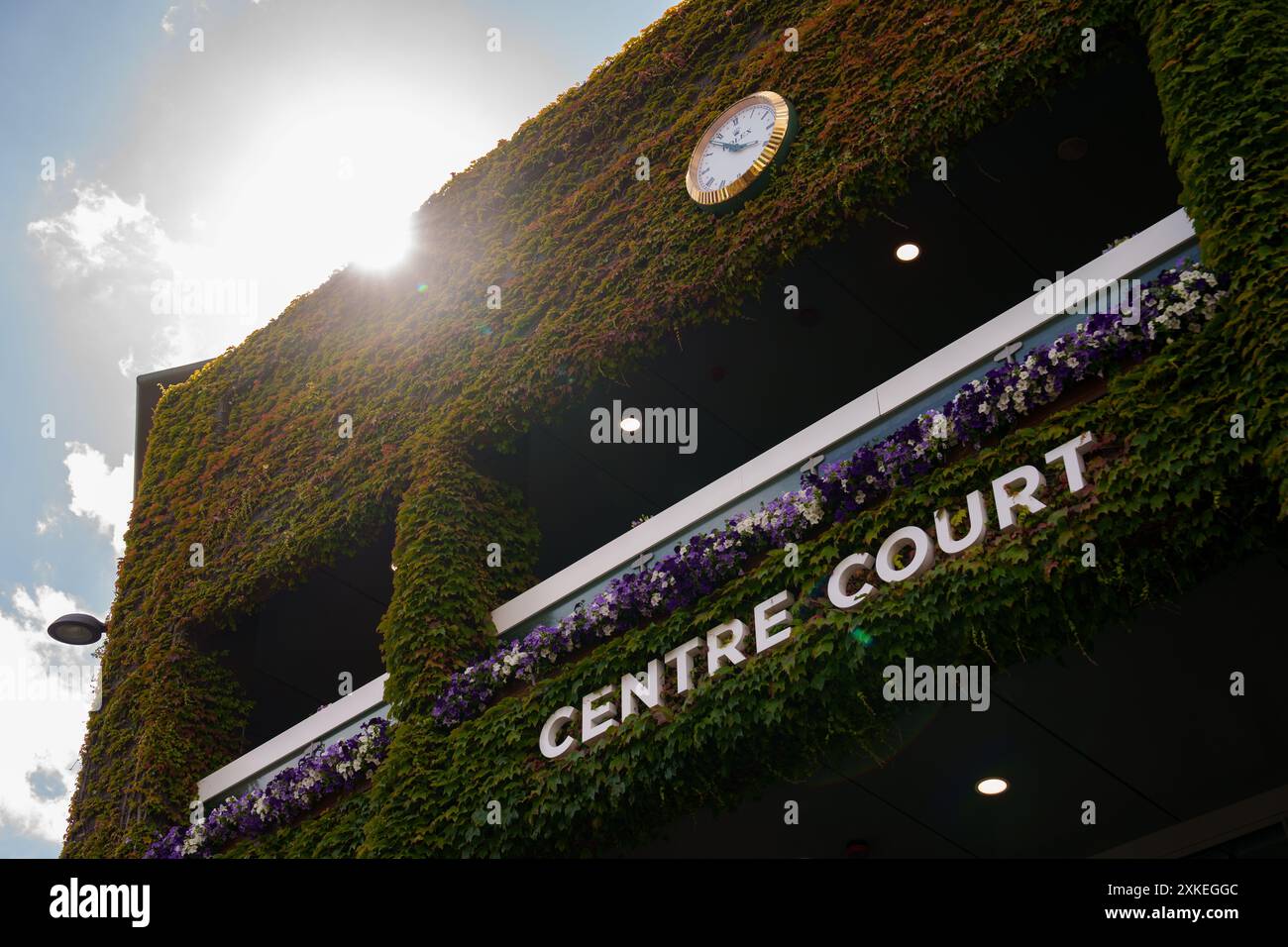 Blick auf das Centre Court-Schild bei den Meisterschaften 2024. Wimbledon Stockfoto