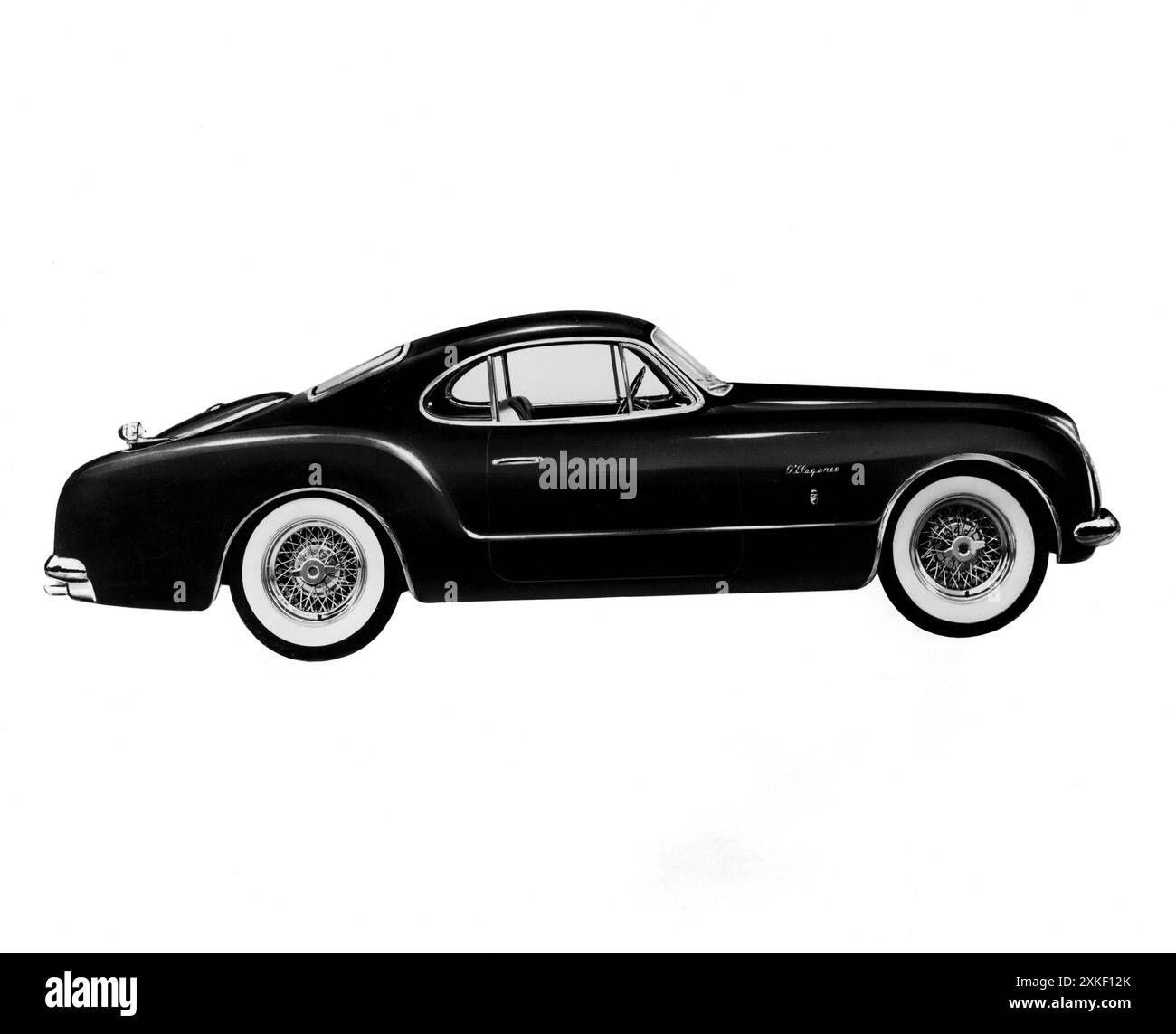 Detroit, Michigan 1953 der Chrysler D'Elegance, entworfen von Virgil Exner aus Chrysler und gebaut von der Ghia Company in Italien. Stockfoto