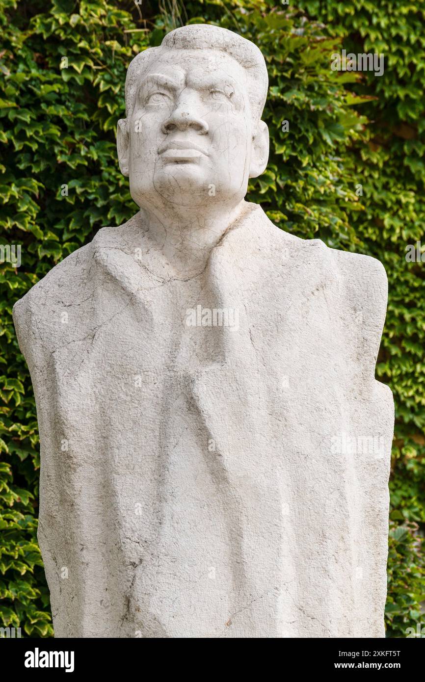 Rubén-Darío-Statue, Autor: Antoni Oliver, 1951, Mármol, Paseo de Sagrera, Palma, Mallorca, balearen, spanien. Stockfoto Rubén-Darío-Statue, Autor: Antoni Oliver, 1951, Mármol, Paseo de Sagrera, Palma, Mallorca, balearen, spanien. Stockfoto