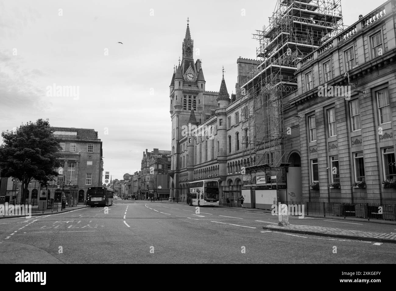 Juli, 2024, Straßenszene im Stadtzentrum von Aberdeen, Stockfoto
