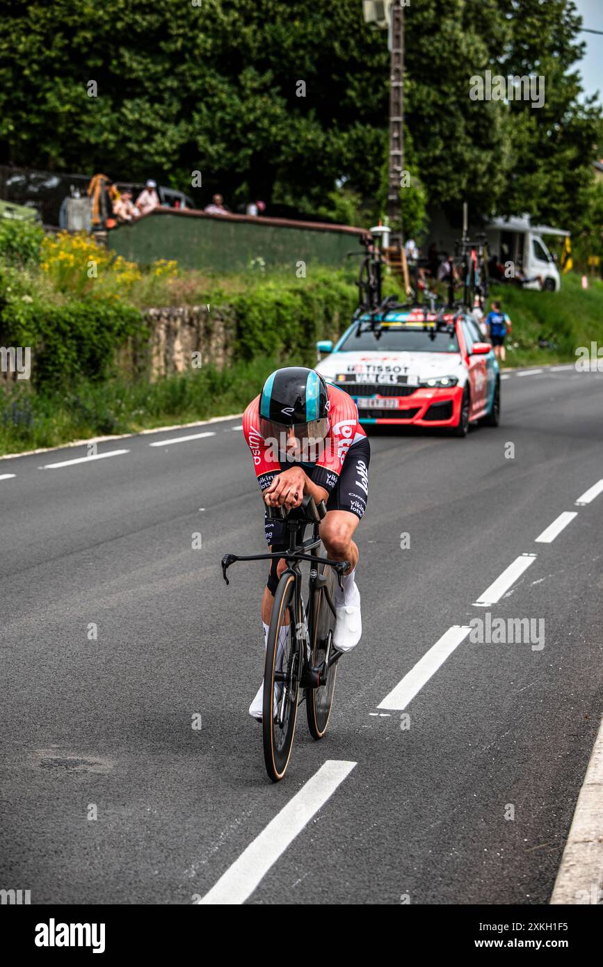 MAXIM VAN GILS von LOTTO DSTNY Cycling in der Tour de France Stage 7 TT, zwischen Nuits-Saints-Georges und Gevrey-Chambertin, 24.05.07.24. Stockfoto